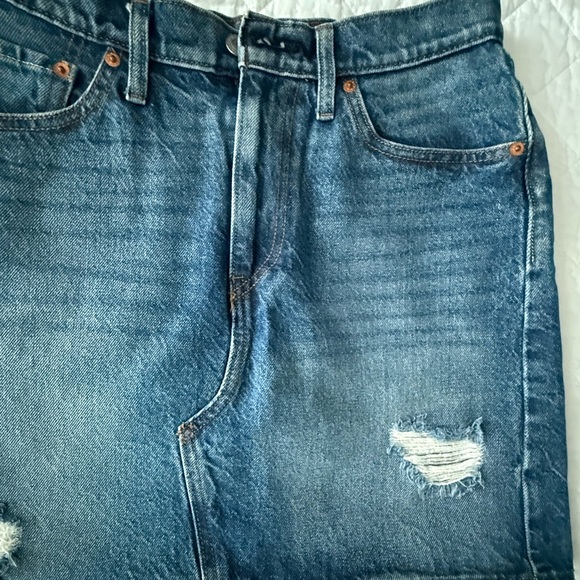 Levi’s Blue Mini Pencil Skirt with Distressed Denim - Picture 3 of 10